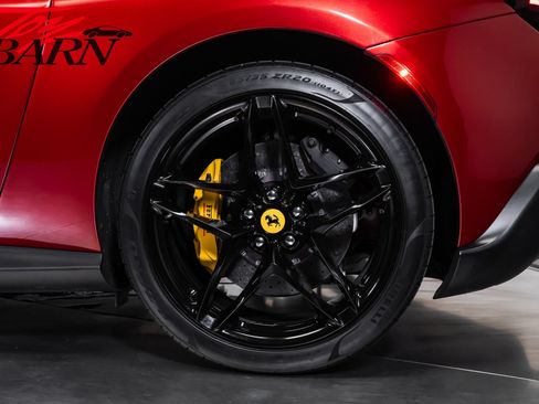 Used 2022 Ferrari Roma RWD image 18