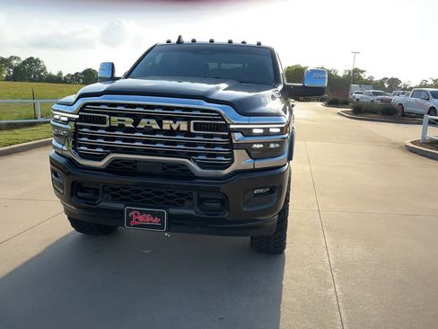 Used 2025 RAM 2500 Limited image 2