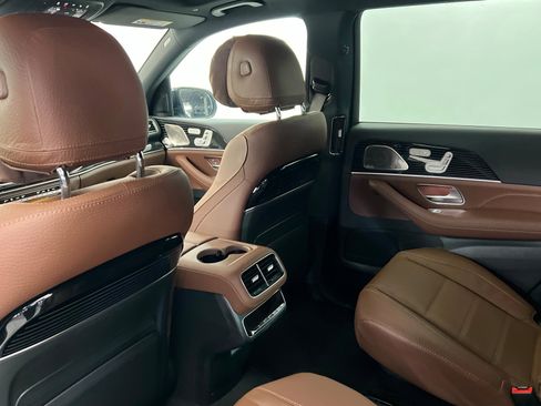 New 2026 Mercedes-Benz GLS 450 4MATIC image 21