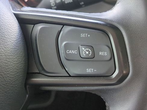 Used 2023 Jeep Wrangler Sport S image 28