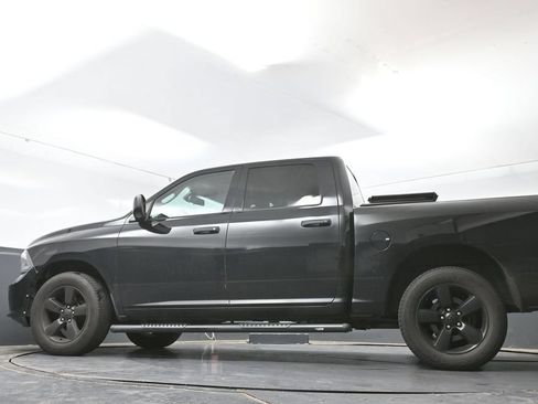 Used 2014 RAM 1500 Express w/ Black Ram 1500 Express Group AWD/4WD image 29