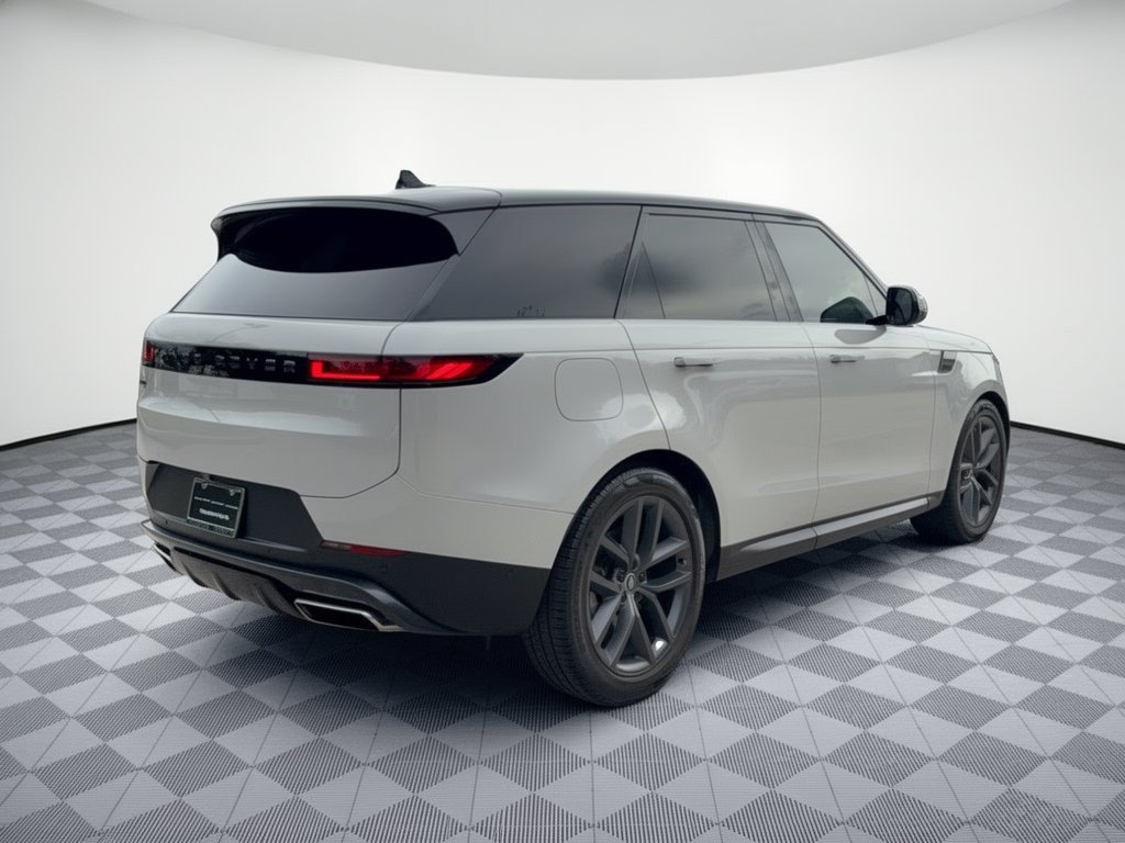 Certified 2024 Land Rover Range Rover Sport SE AWD/4WD image 9