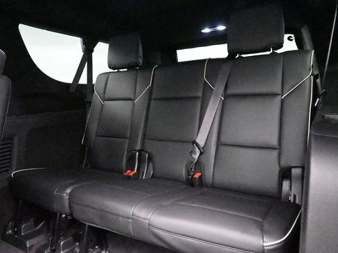 Used 2023 Cadillac Escalade ESV Premium Luxury image 16