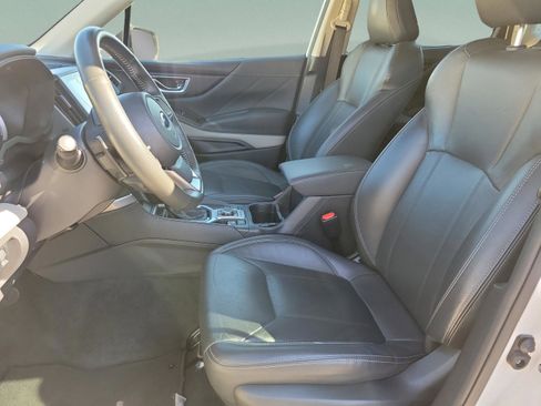 Used 2023 Subaru Forester Limited image 9
