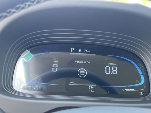 New 2026 Hyundai Venue SEL FWD image 18