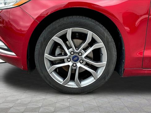 Used 2017 Ford Fusion SE w/ Equipment Group 201A FWD image 33