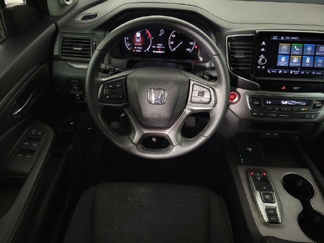Used 2024 Honda Ridgeline Sport image 14