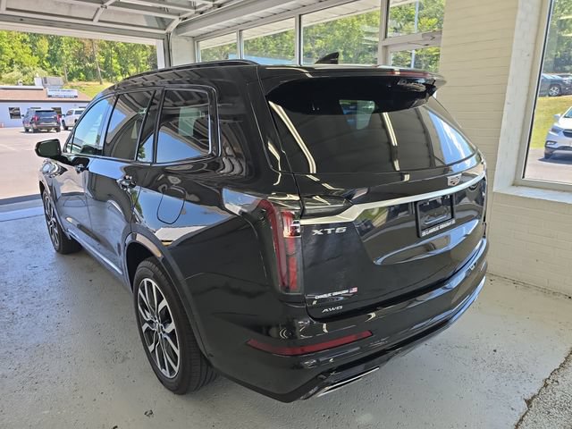 Used 2024 Cadillac XT6 Sport w/ Platinum Package AWD/4WD image 3