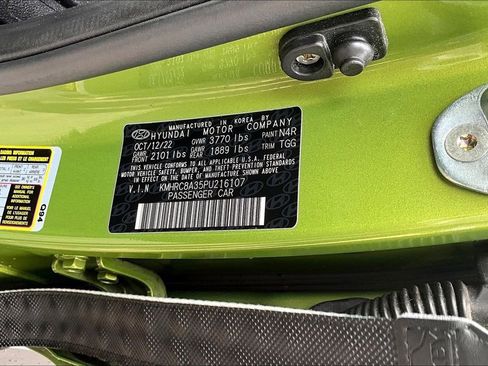 Used 2023 Hyundai Venue SEL FWD image 17