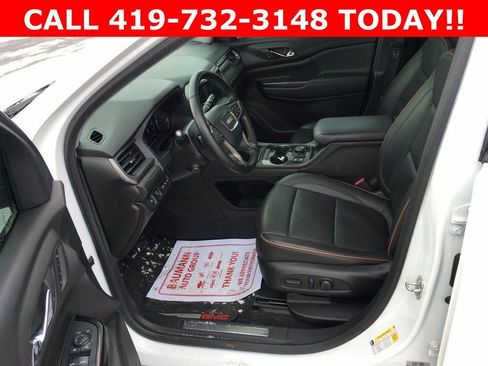 Used 2023 GMC Acadia AT4 w/ Technology Package image 19
