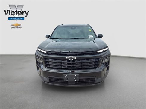 New 2026 Chevrolet Traverse LT w/ Midnight/Sport Edition image 2