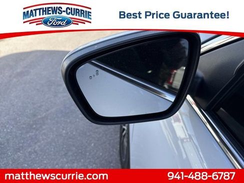 New 2026 Ford Escape SE image 8