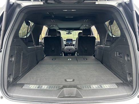 Used 2022 Chevrolet Suburban RST w/ Luxury Package AWD/4WD image 50