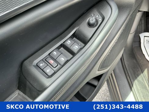 Used 2024 Jeep Grand Cherokee Altitude image 22