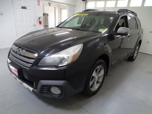 Used 2013 Subaru Outback 2.5i Limited AWD/4WD image 19