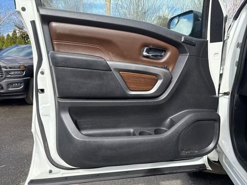 Used 2018 Nissan Titan Platinum Reserve w/ Platinum Utility Package image 27