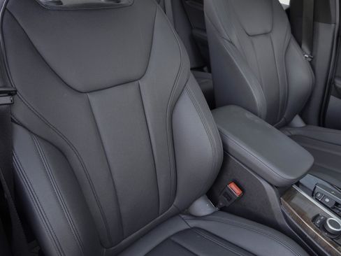 Used 2019 BMW X3 sDrive30i w/ Convenience Package RWD image 10