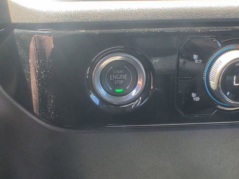 Certified 2023 Chevrolet Silverado 1500 RST AWD/4WD image 17