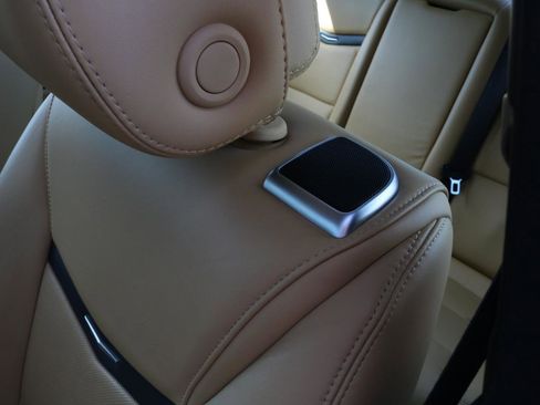 Used 2014 Cadillac XTS Premium FWD image 28
