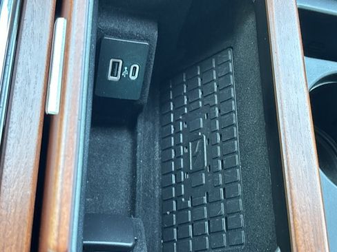 Used 2023 Lincoln Navigator Reserve AWD/4WD image 44