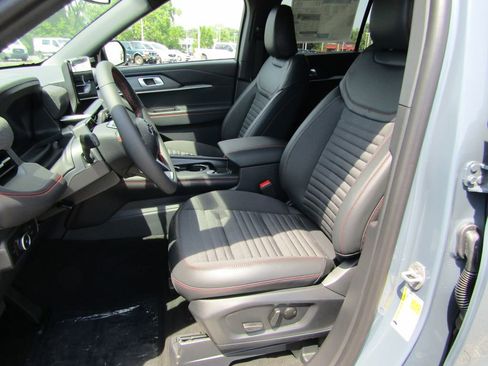 New 2025 Ford Explorer ST-Line w/ Premium Package image 10