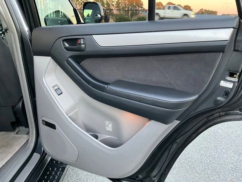 Used 2005 Toyota 4Runner Sport image 25