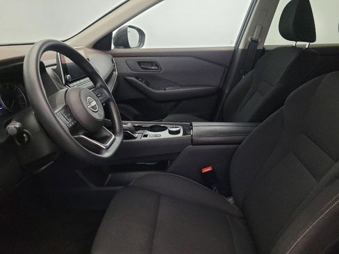 Used 2023 Nissan Rogue S image 17