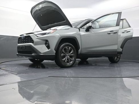 Certified 2023 Toyota RAV4 XLE Premium AWD/4WD image 41
