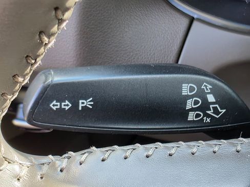 Used 2015 Audi Q5 2.0T Premium Plus w/ Technology Package image 40