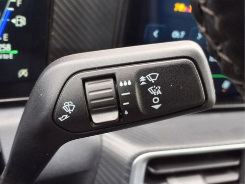 Used 2026 Ford Mustang Premium RWD image 19