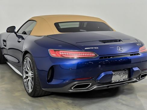 Used 2018 Mercedes-Benz AMG GT C image 14
