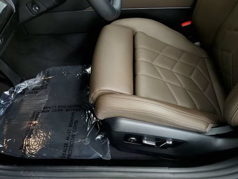 Used 2026 BMW 530i RWD image 44