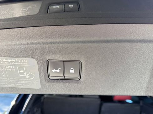 Used 2023 INFINITI QX50 Sport image 10