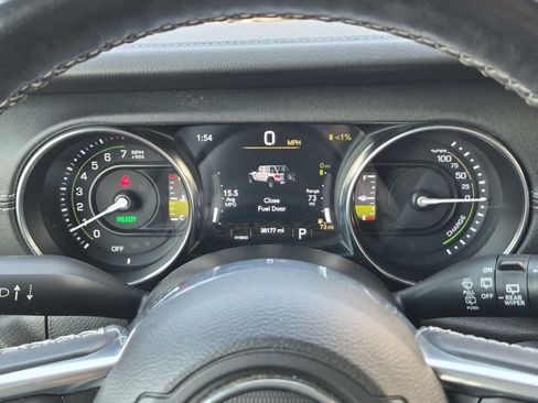 Used 2021 Jeep Wrangler Unlimited Sahara w/ Cold Weather Group AWD/4WD image 34