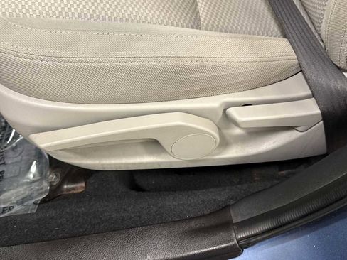 Used 2016 Subaru Forester 2.5i image 14