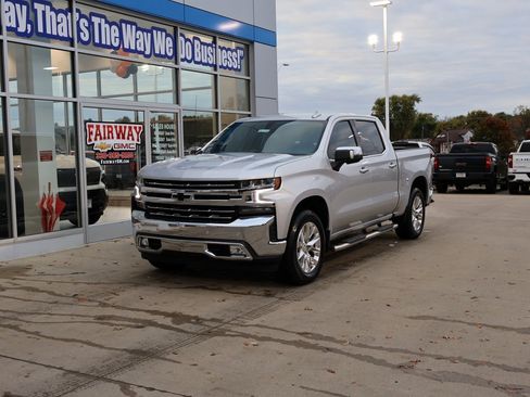 Used 2022 Chevrolet Silverado 1500 LTZ image 6