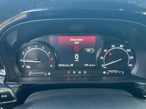 Used 2021 Lincoln Corsair AWD w/ Premium Package image 24