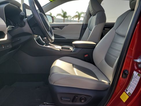 Used 2025 Toyota RAV4 XLE Premium w/ Weather Package FWD image 17