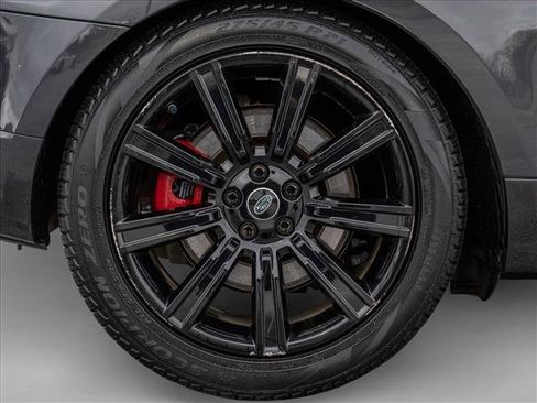 Used 2021 Land Rover Range Rover Sport HST image 15