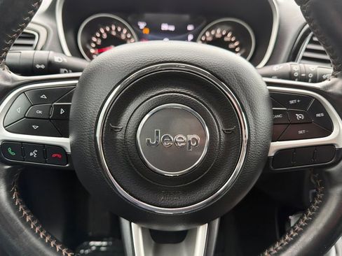 Used 2019 Jeep Compass Limited image 23