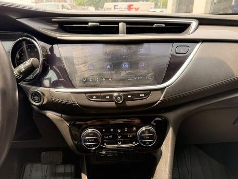 Used 2021 Buick Encore GX Select AWD/4WD image 28