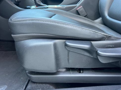 Used 2024 Buick Encore GX Sport Touring FWD image 15
