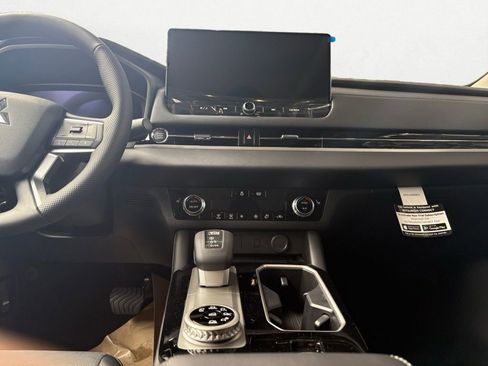 New 2026 Mitsubishi Outlander SE image 15