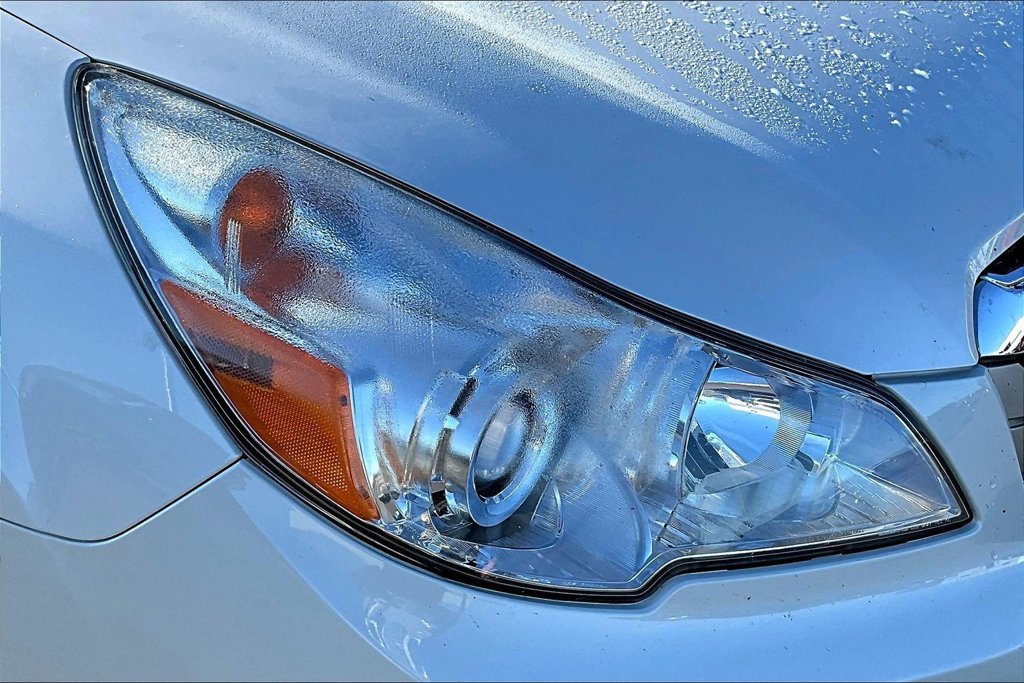 Used 2011 Subaru Outback 2.5i Premium AWD/4WD image 33