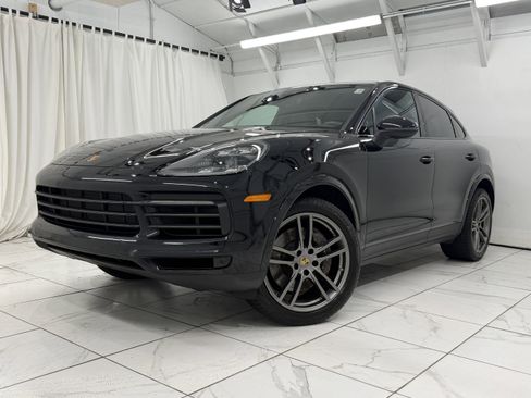 Used 2022 Porsche Cayenne Platinum Edition AWD/4WD image 7