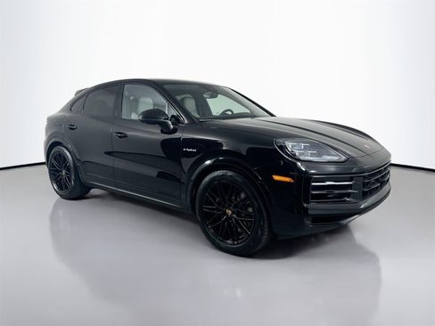 New 2026 Porsche Cayenne E-Hybrid Coupe image 9