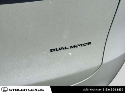 Used 2023 Tesla Model Y Long Range image 12