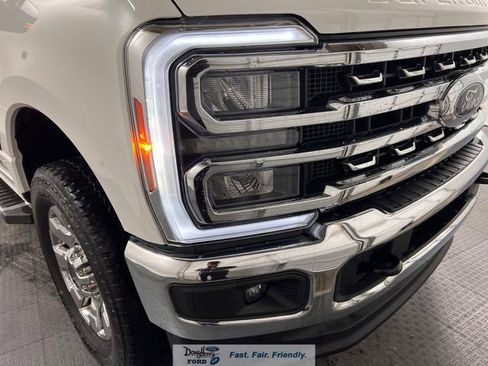 Used 2025 Ford F250 Lariat w/ Chrome Package AWD/4WD image 8