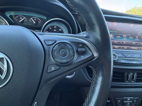 Used 2017 Buick Envision Essence image 28