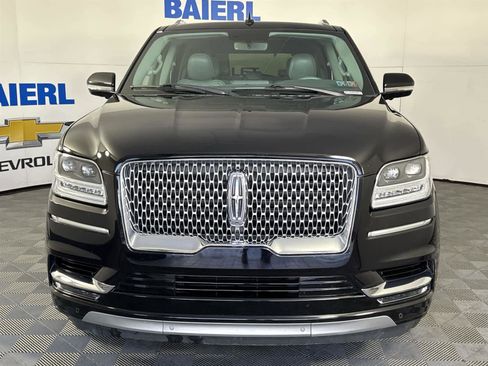 Used 2019 Lincoln Navigator Select image 8
